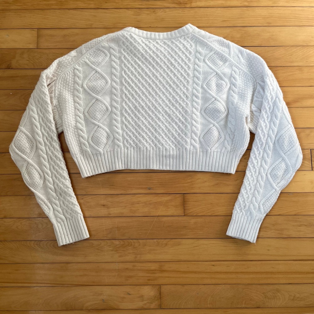 Sunday Best Aritzia Ivory Cable Knit Cropped Sweater Crew Neck Cream Small